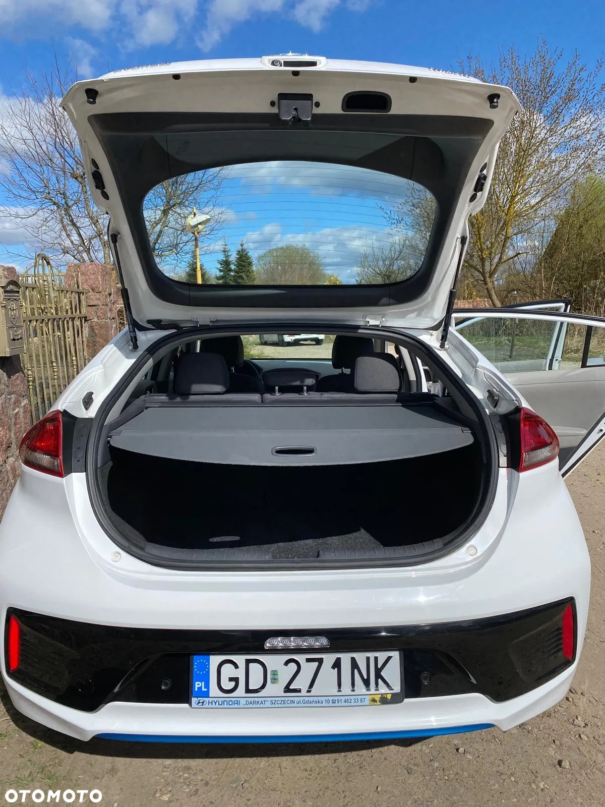 Hyundai IONIQ hybrid Business - 9