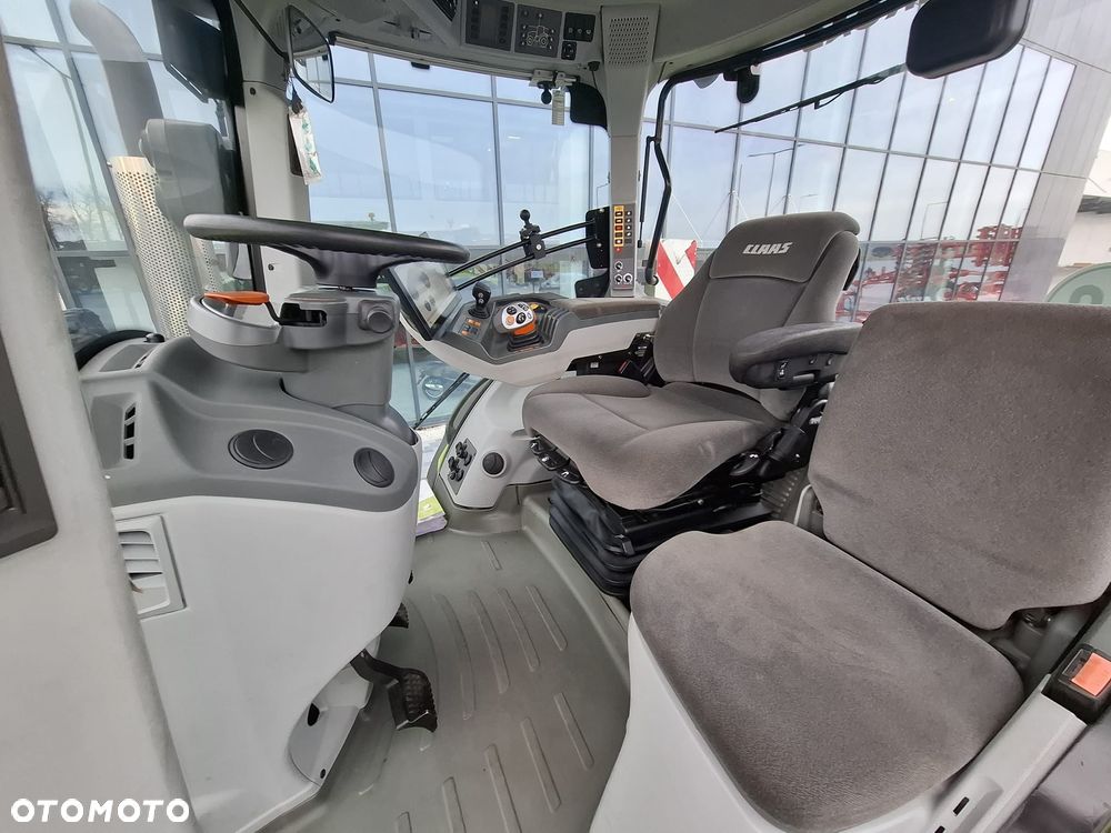 Claas Axion 870 CMATIC - 10