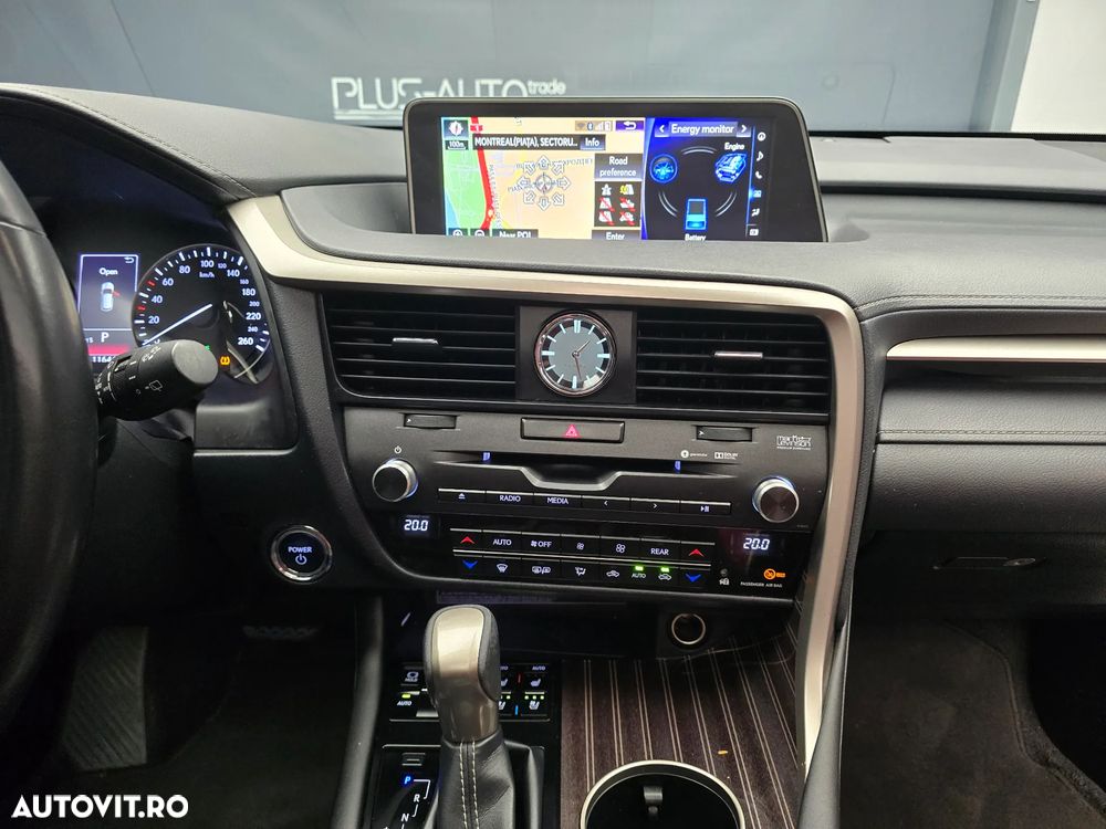 Lexus Seria RX - 33