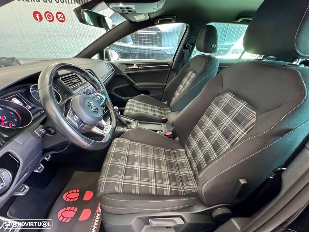 VW Golf 2.0 TDi GTD - 12