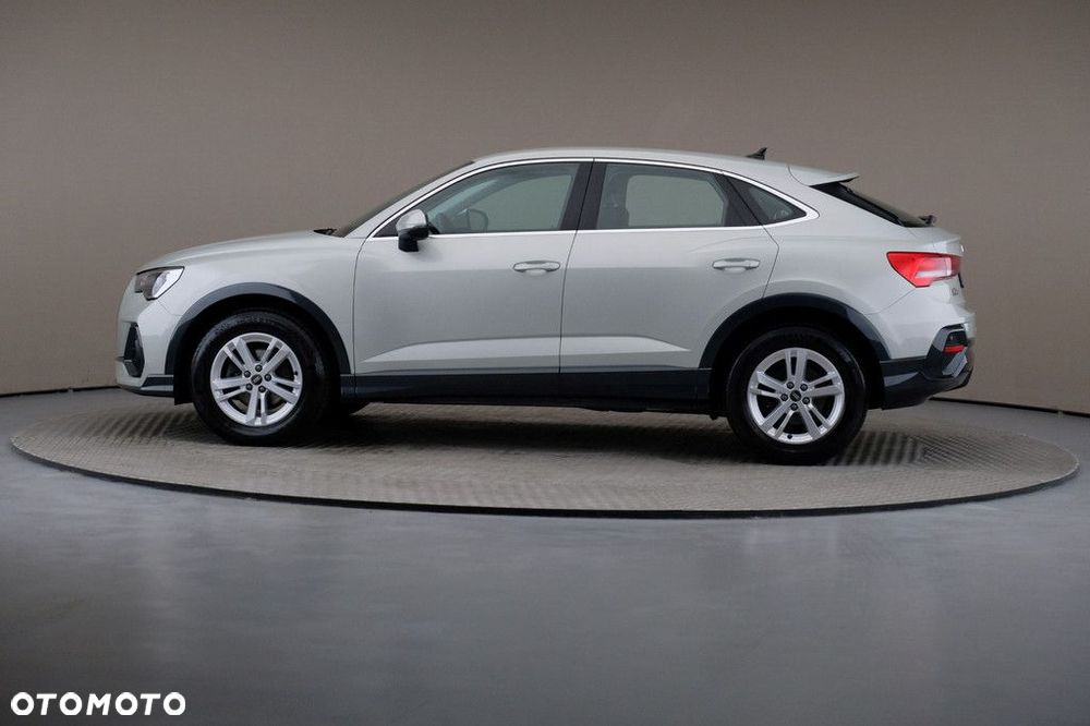 Audi Q3 Sportback - 4