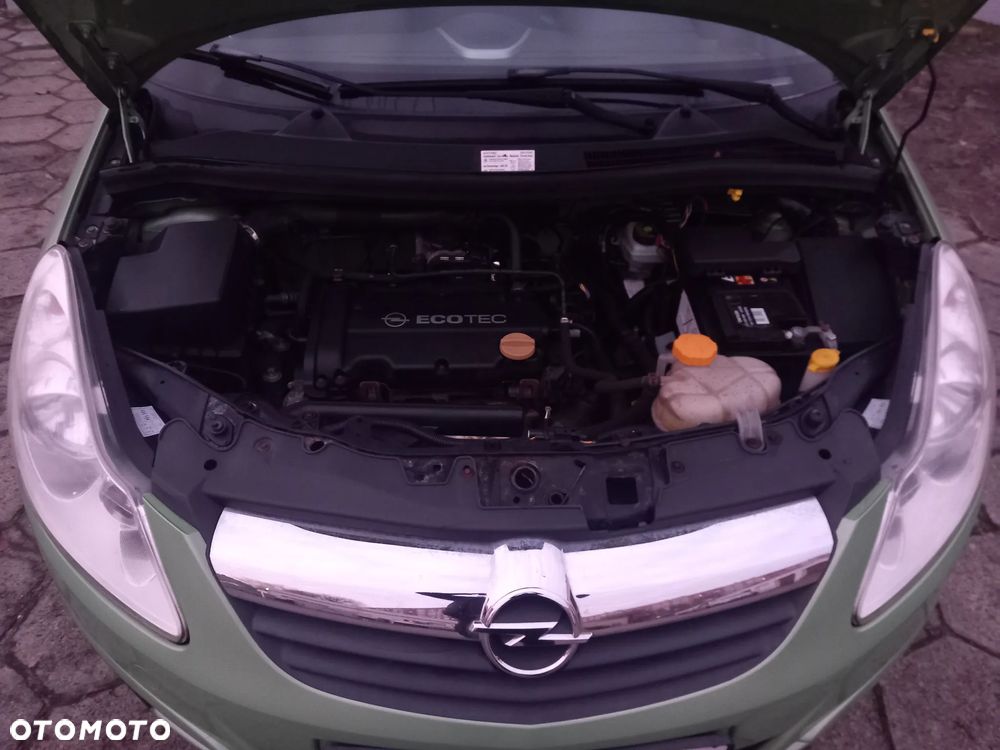 Opel Corsa 1.2 16V Silverline Easytronic - 15