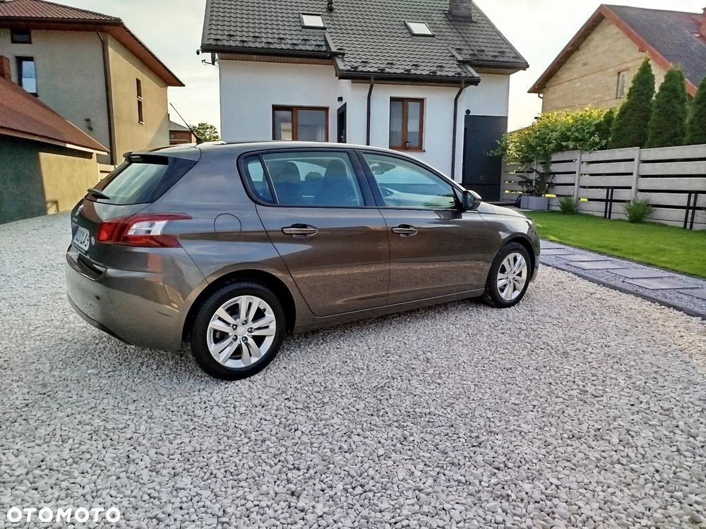 Peugeot 308 82 VTi Active - 27