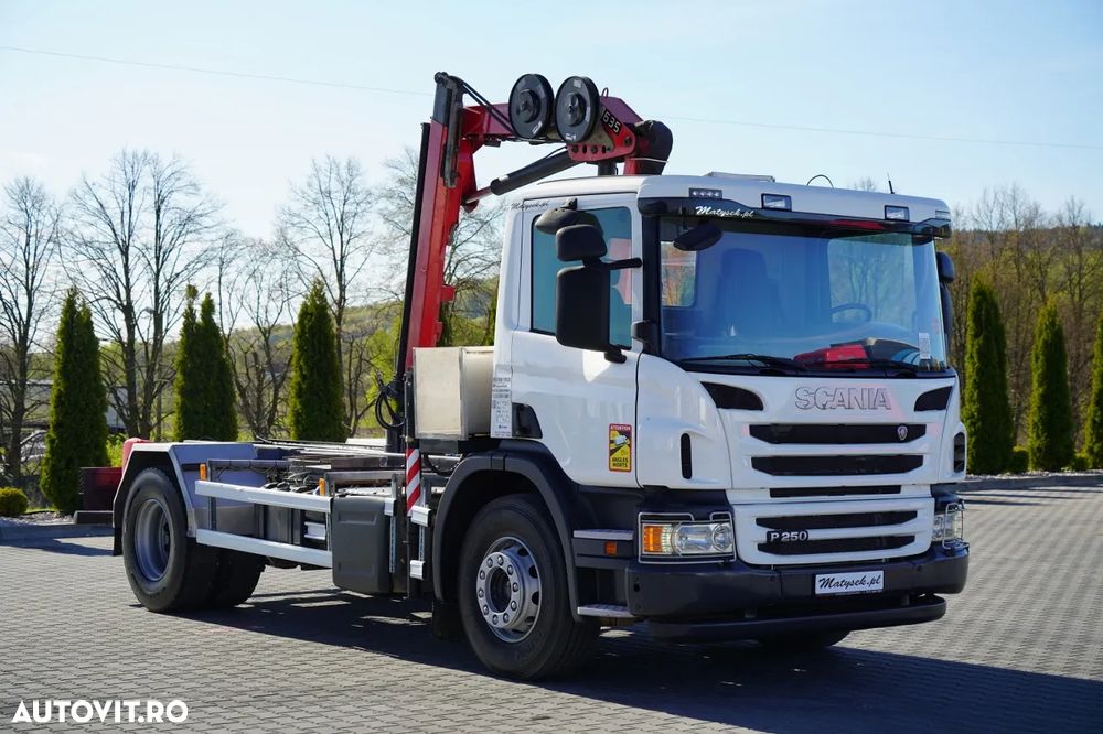 Scania P 250 / 4X2 / CILINDRU BASCULABIL / + HDS HMF 635 K2 / EXTENSIE MAXIMĂ 7 M / RADIOCOMANDĂ / ROTARE / EURO 6 - 13