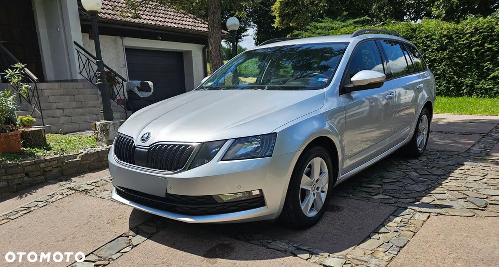 Skoda Octavia 1.6 TDI Ambition - 1