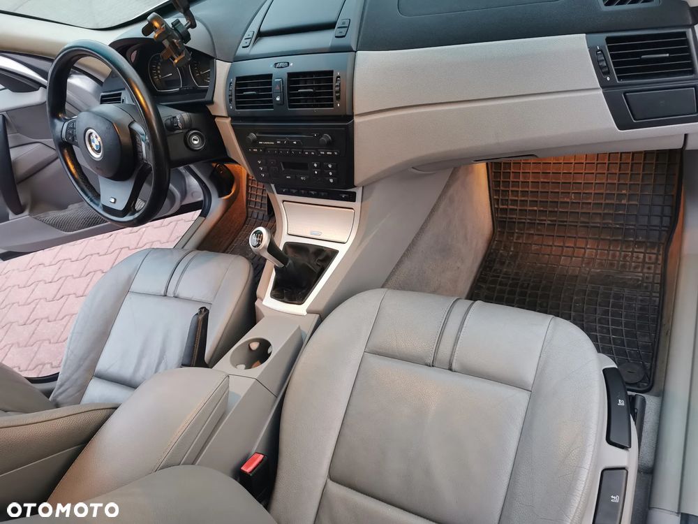 BMW X3 2.0d - 9