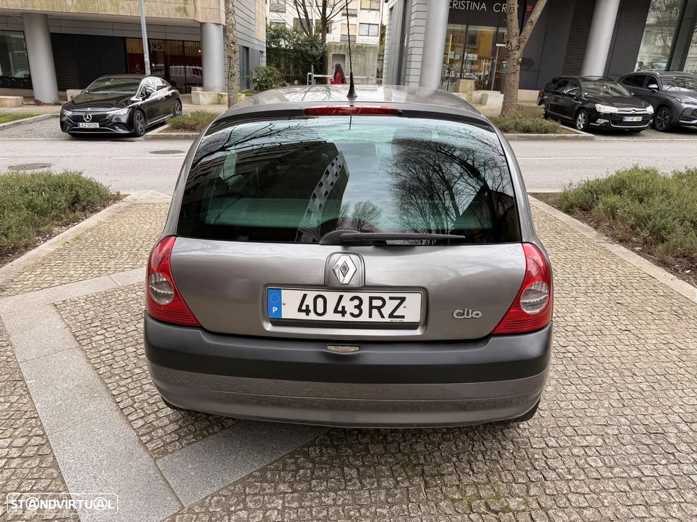 Renault Clio 1.2 16V Extreme - 5