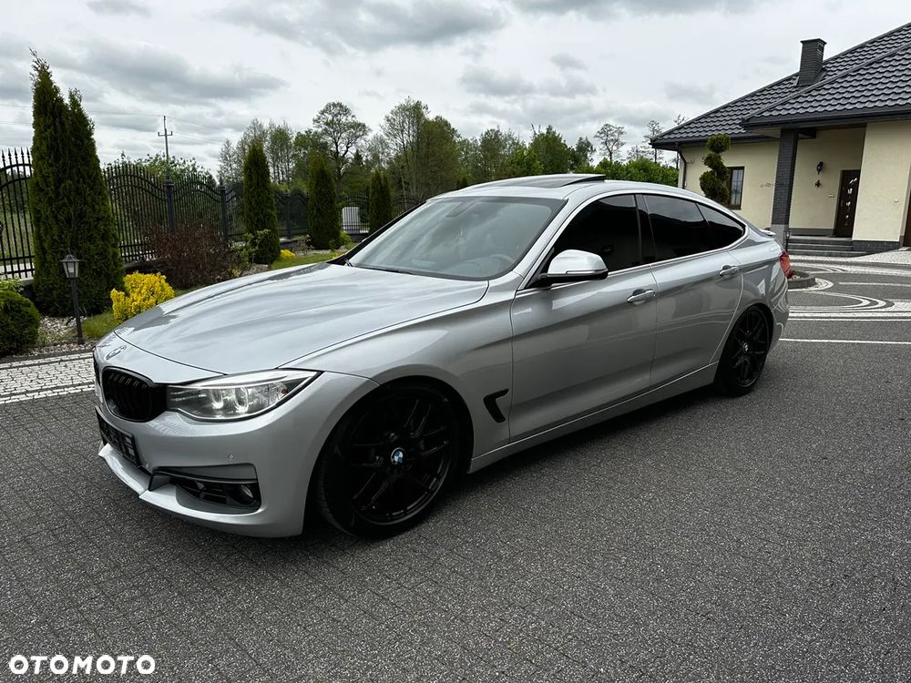 BMW 3GT 335i xDrive Sport Line - 2