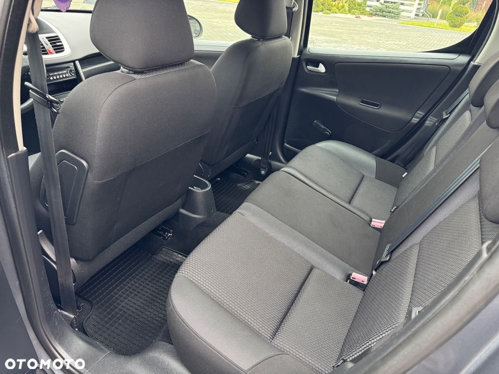 Peugeot 207 1.4 Trendy - 12