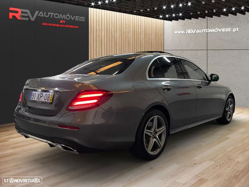Mercedes-Benz E 300 de AMG Line - 4