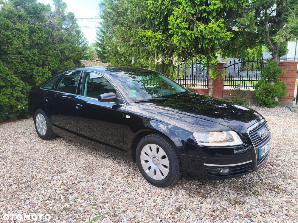 Audi A6 Limousine 2.4 - 2