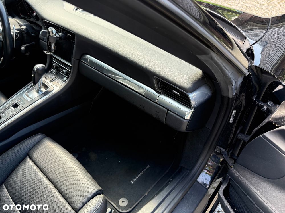 Porsche 911 Carrera S PDK - 21