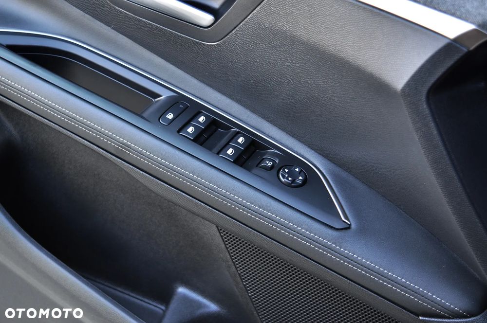 Peugeot 3008 BlueHDi 130 Stop & Start Allure - 29