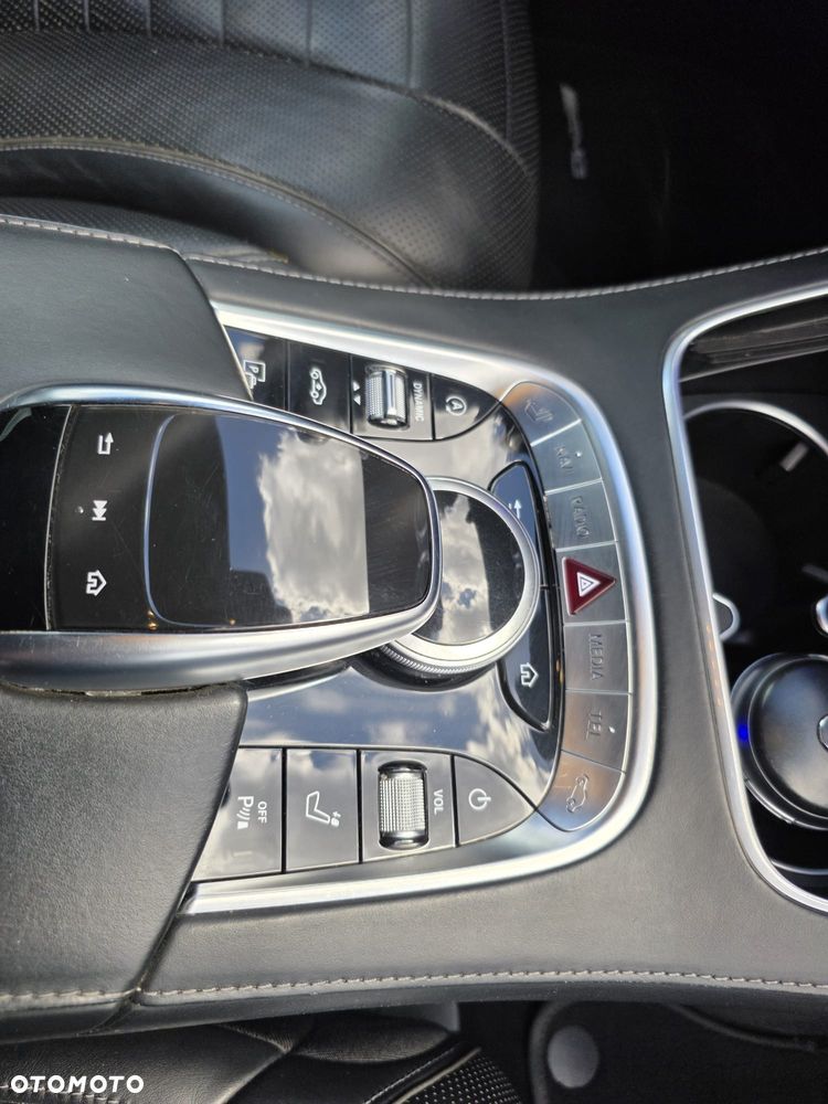 Mercedes-Benz Klasa S 400 d 4-Matic L 9G-TRONIC - 19
