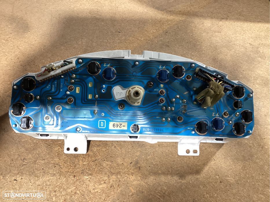 Quadrante Mazda Denio de 1998 - 2