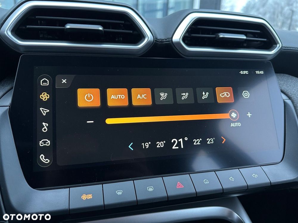 MG ZS Hybrid+ - 28