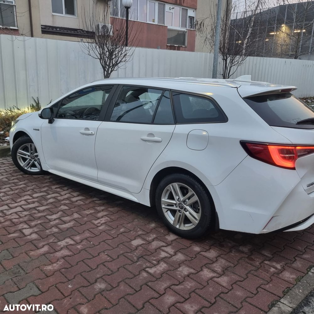 Toyota Corolla - 4