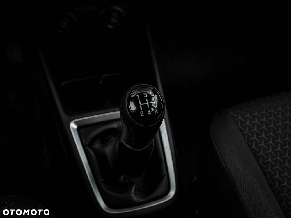 Suzuki Swift - 16