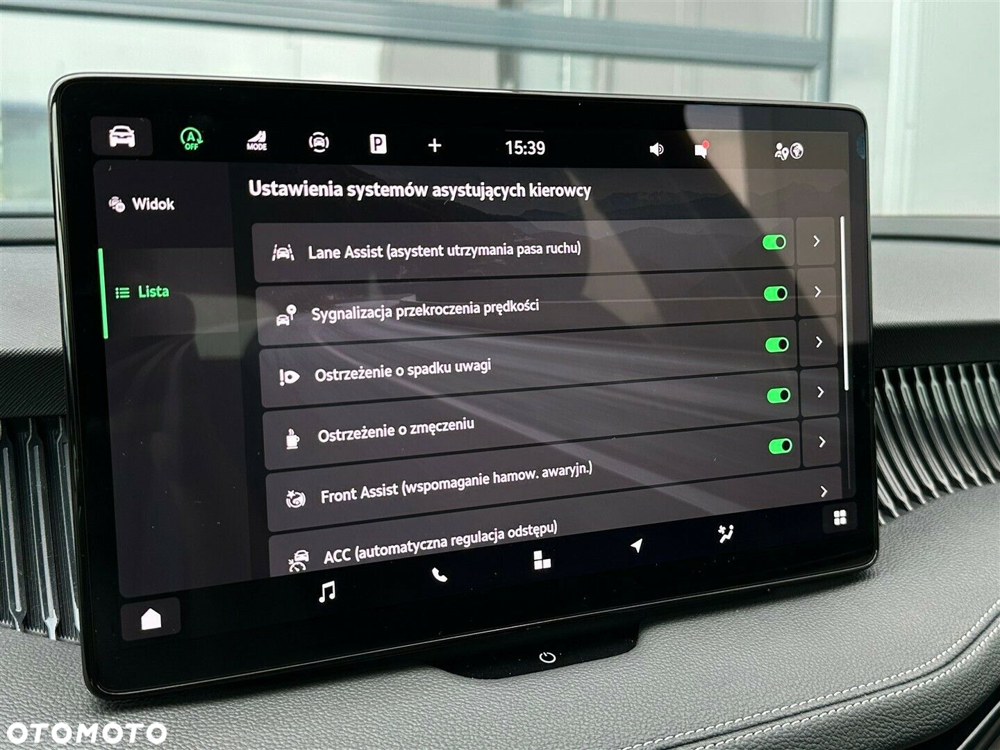 Skoda Superb 1.5 TSI L&K DSG - 27