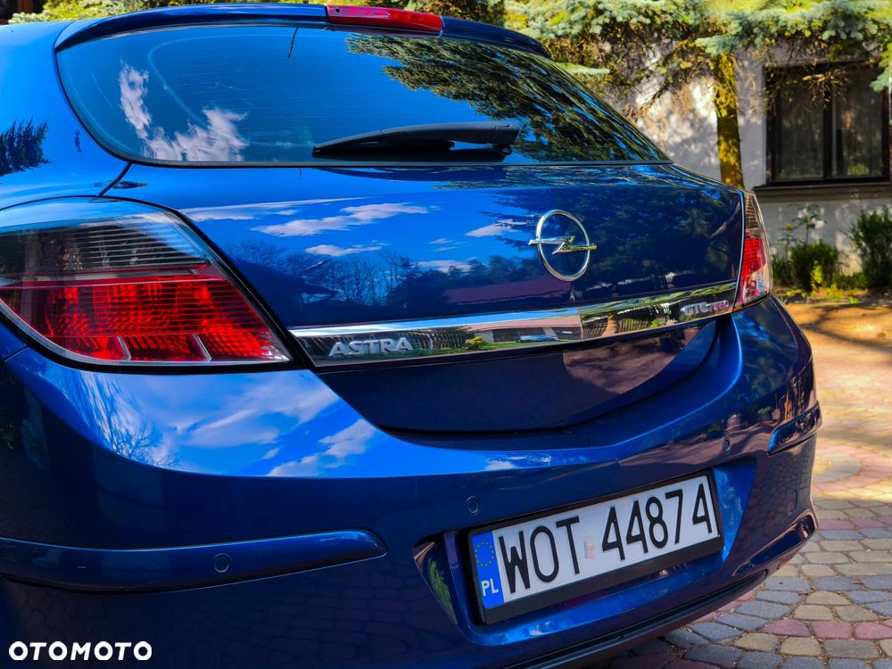 Opel Astra 2.0 T Sport - 25