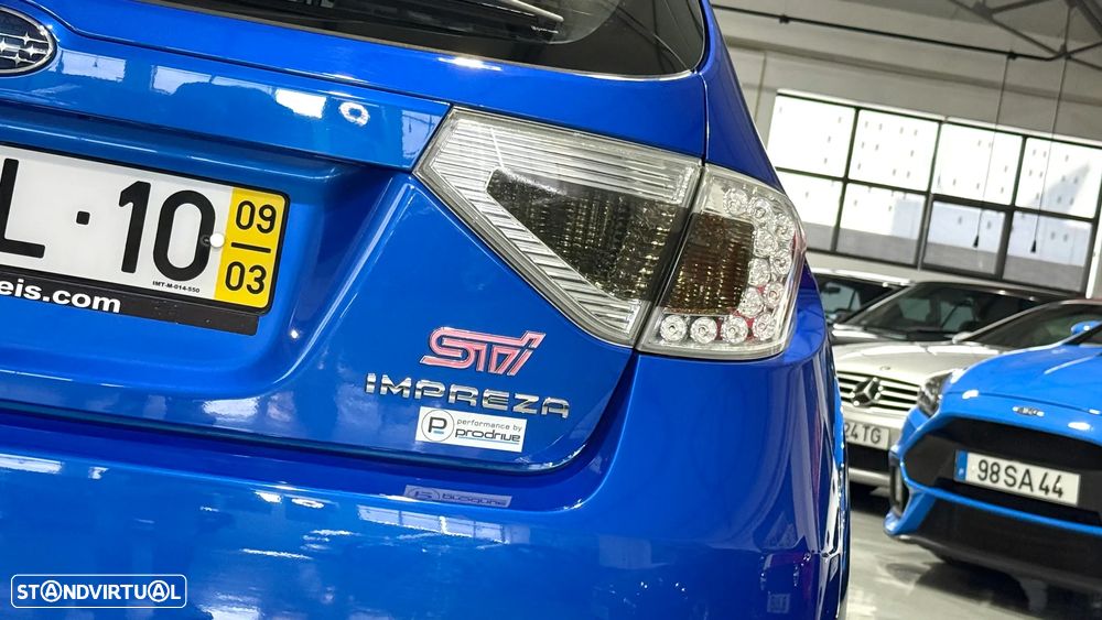 Subaru Impreza 2.5 WRX STi - 12