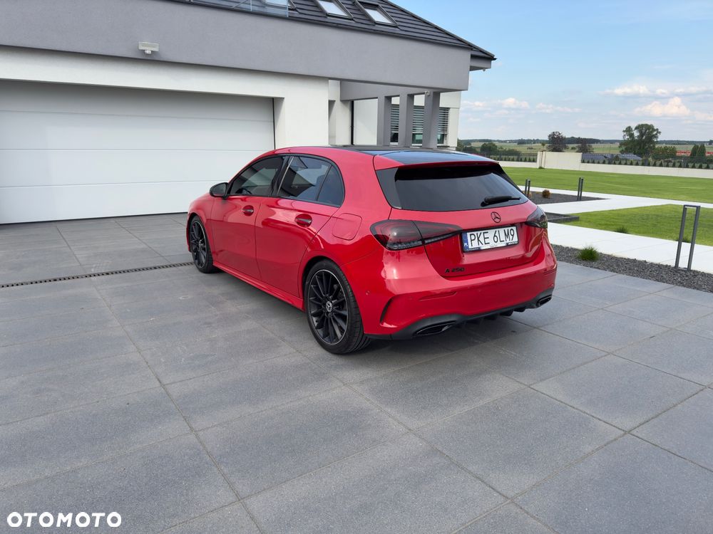 Mercedes-Benz Klasa A 250 AMG Line 7G-DCT - 4