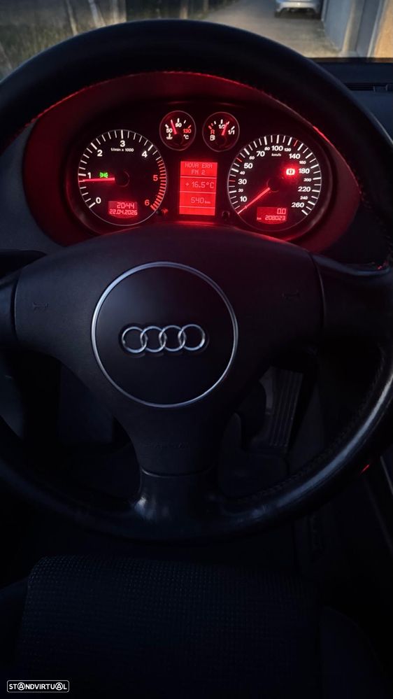 Audi A3 2.0 TDI Ambiente - 8