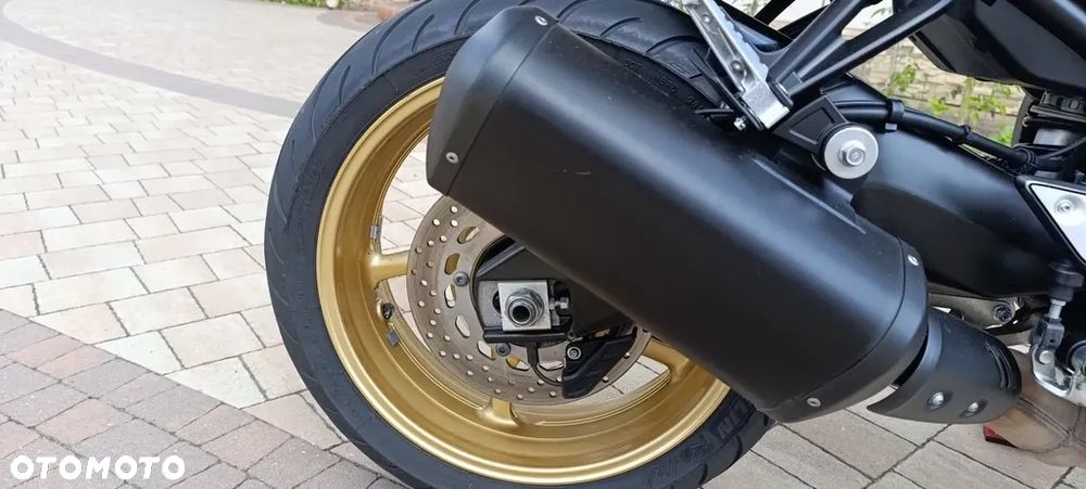 Yamaha FZ8 - 22