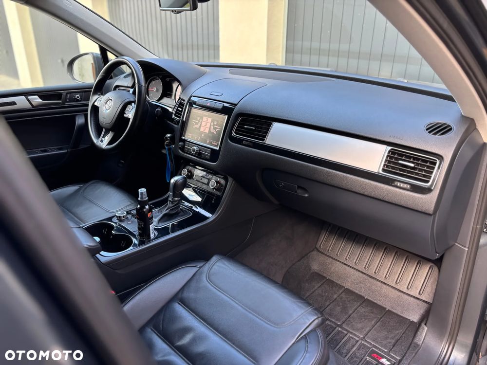 Volkswagen Touareg 3.0 V6 TDI BMT - 7