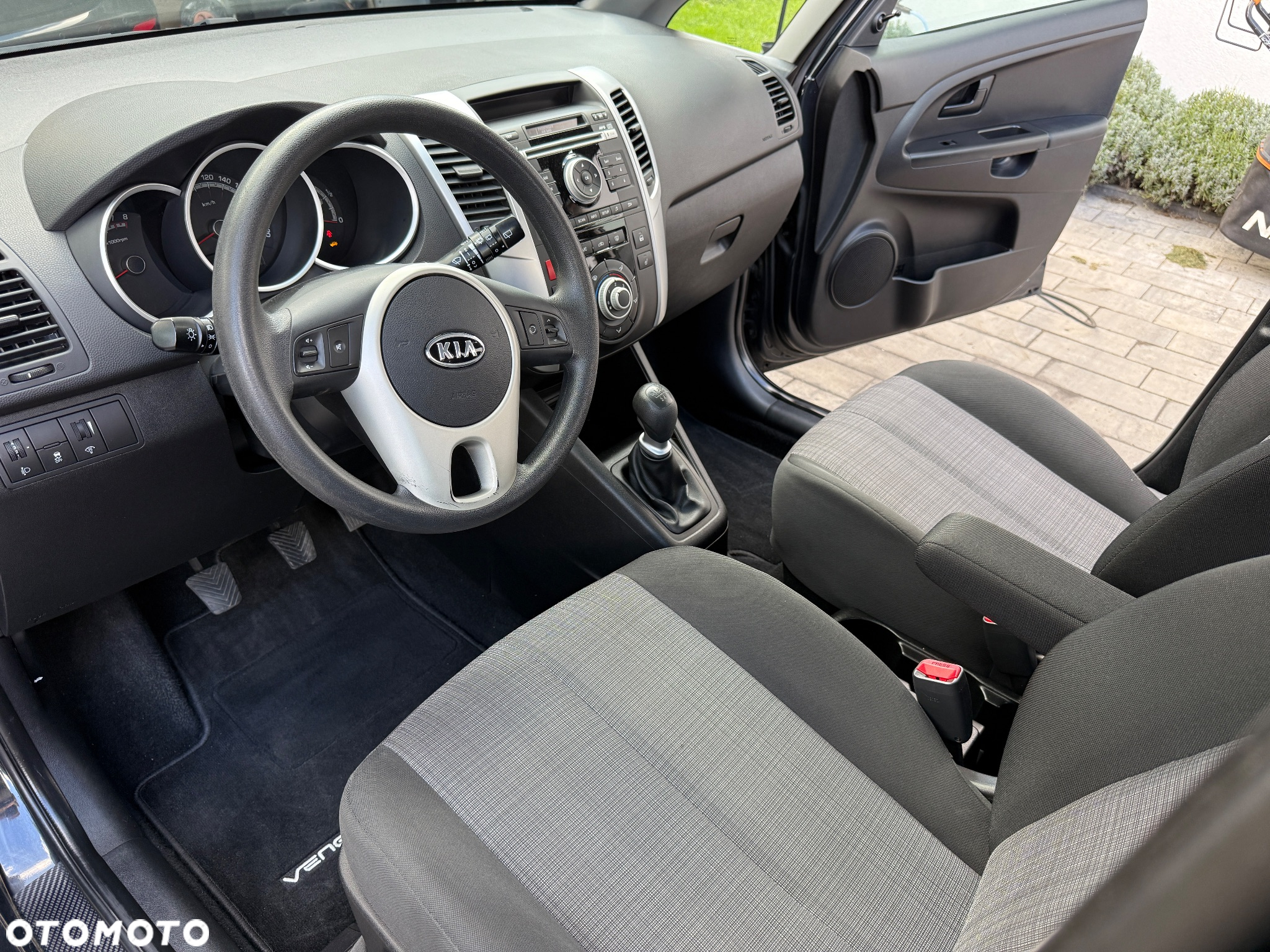 Kia Venga 1.6 XL - 6