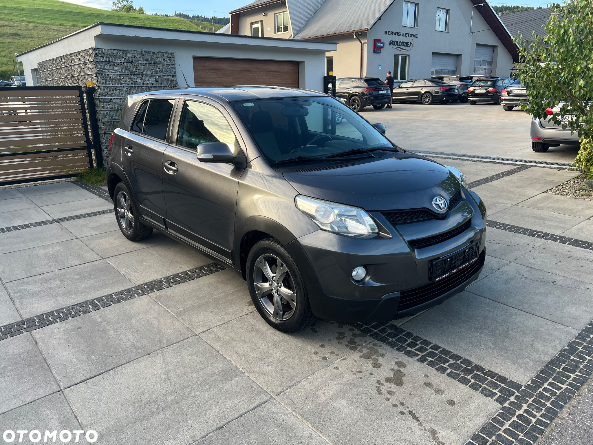 Toyota Urban Cruiser 1.4 D-4D Sol 4x4 - 3