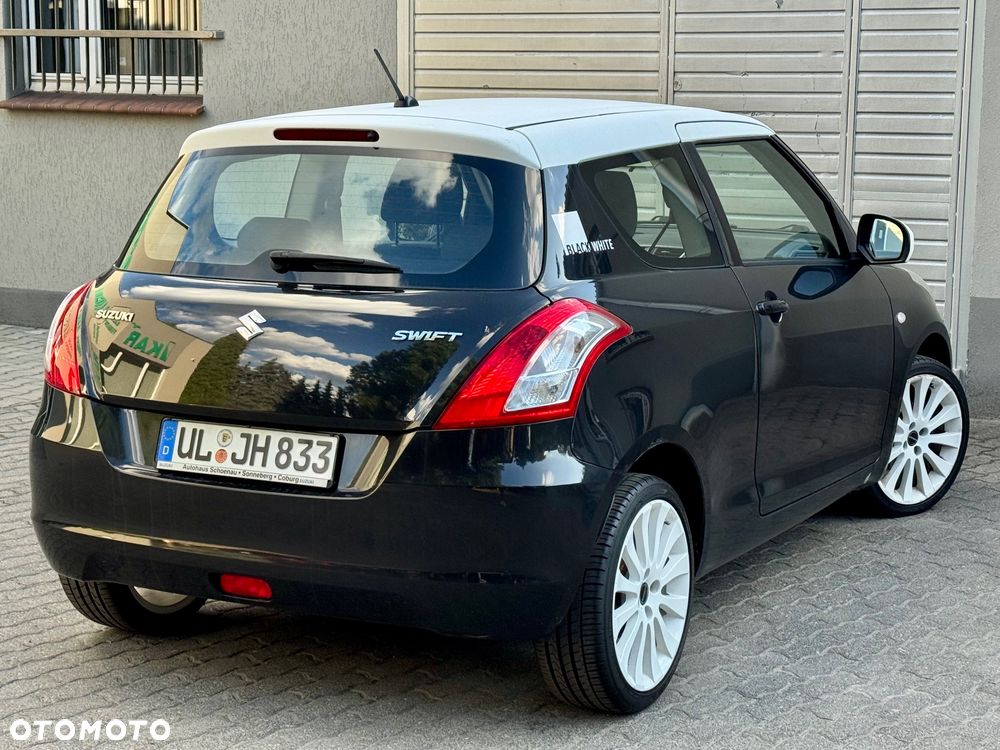 Suzuki Swift 1.2 BlackWhite - 3