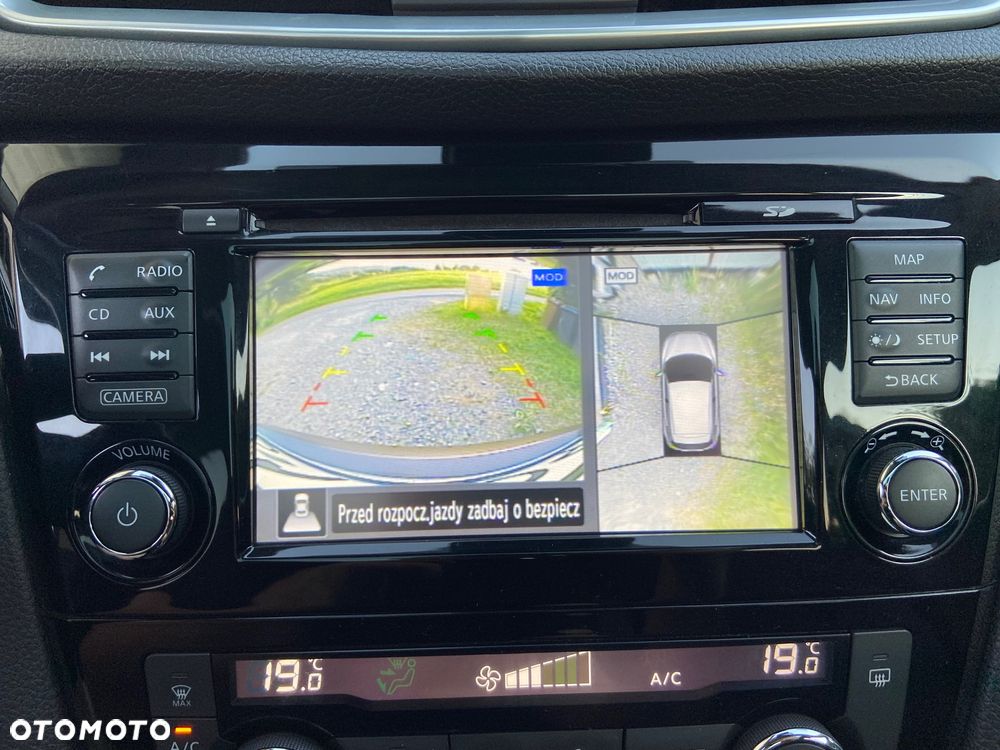 Nissan Qashqai 1.5 dCi N-Connecta EU6 - 8