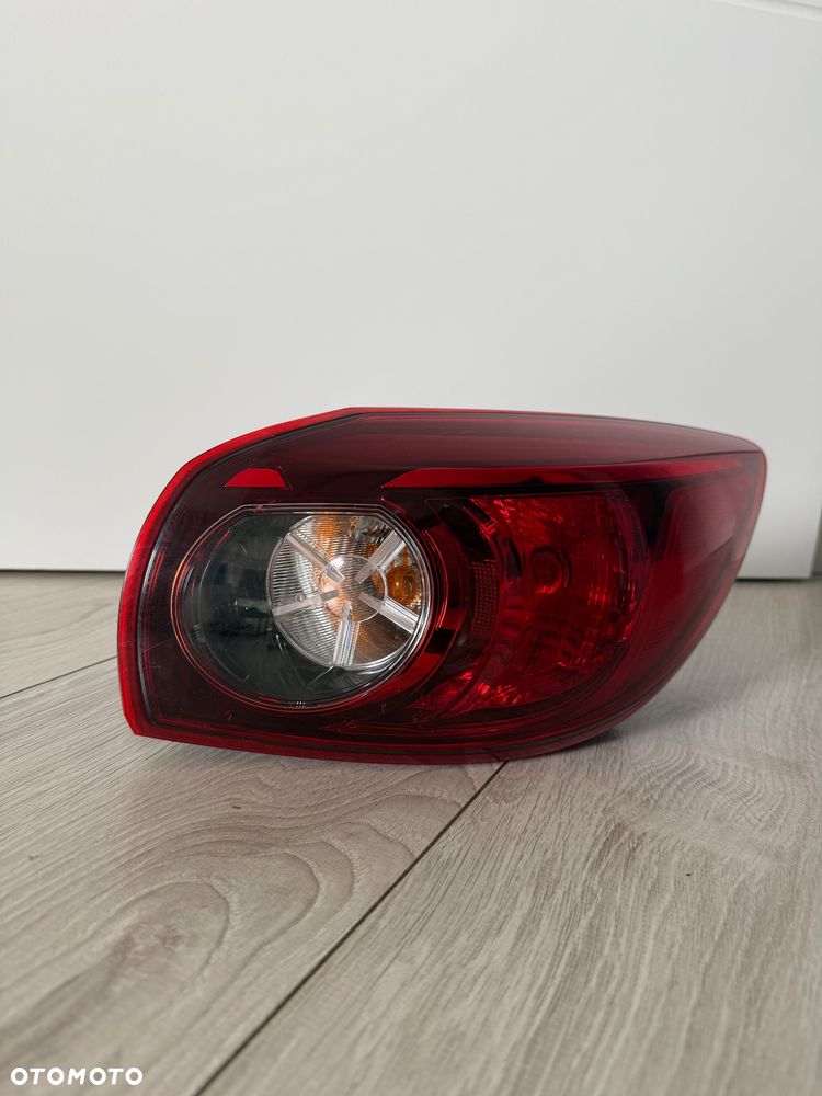 Mazda 3 Lampa Tylna Prawa - B45C- 51150 - 1