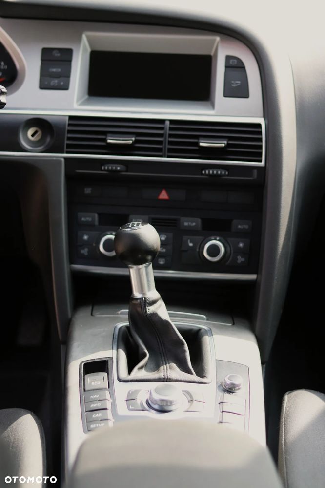 Audi A6 Avant 2.0 TDI - 20