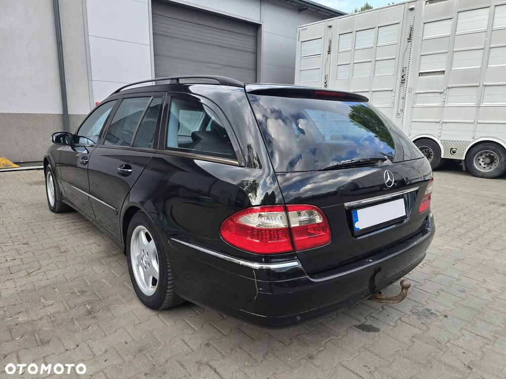 Mercedes-Benz Klasa E 320 CDI T Avantgarde - 6