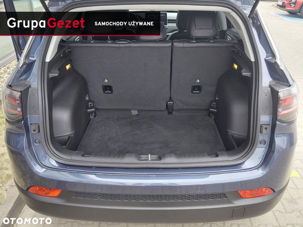 Jeep Compass - 18