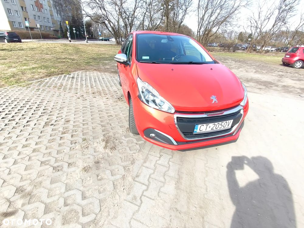 Peugeot 208 82 PureTech Style - 12