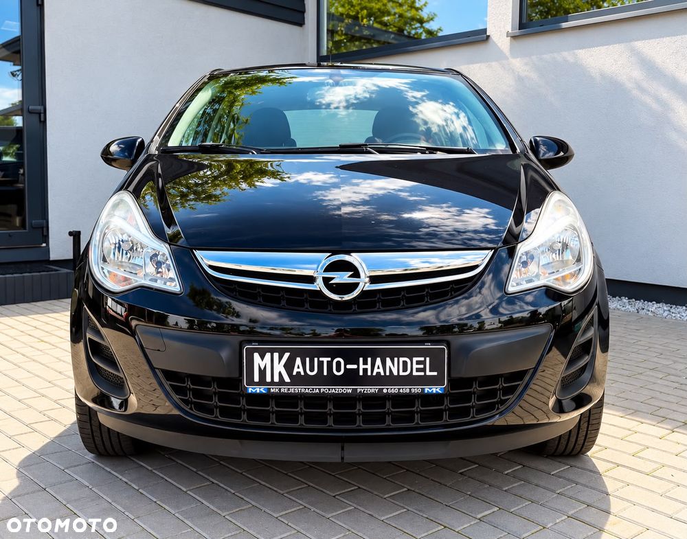 Opel Corsa 2011 photo 2
