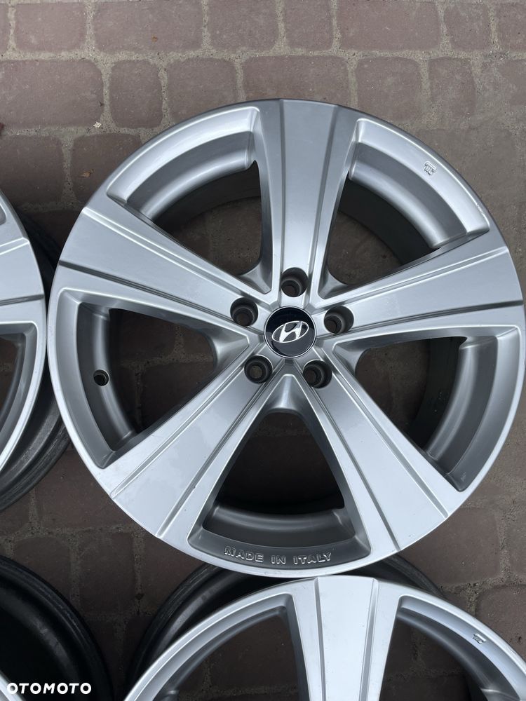 FELGI ALUMINIOWE Hyundai 8" x 19" x 5x114,3 x 67,1 x ET 35 - 3
