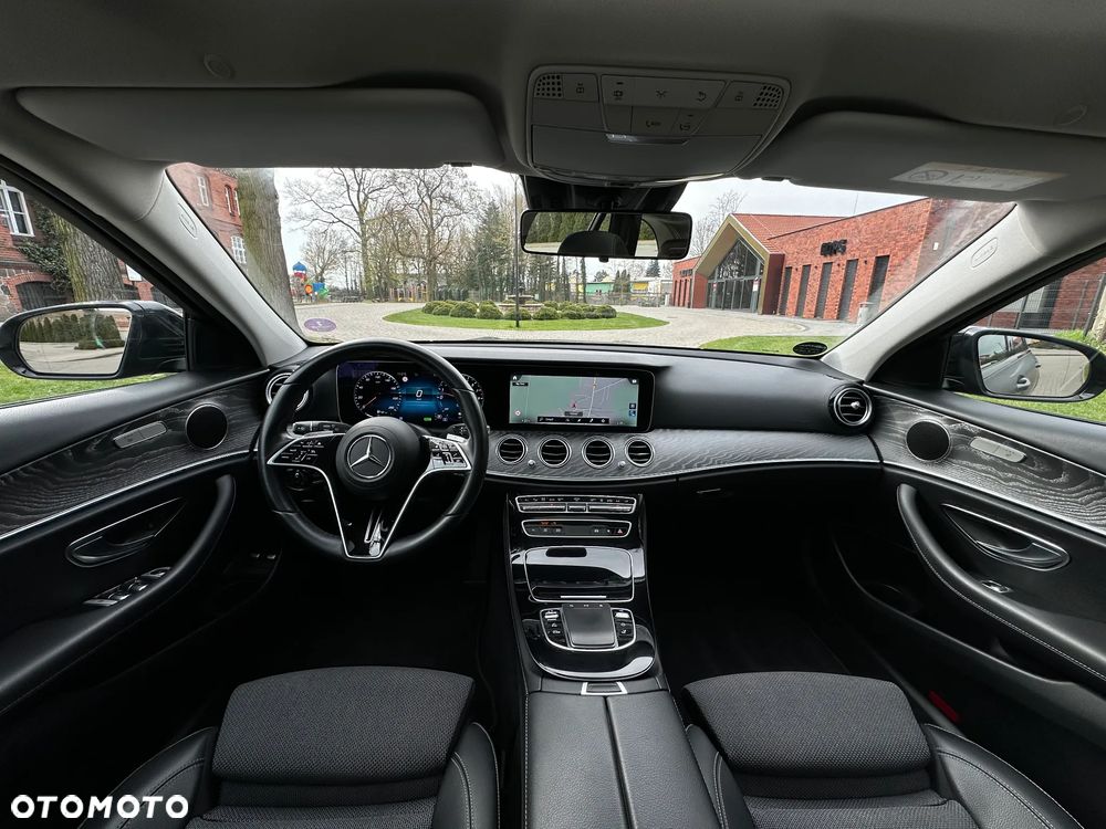 Mercedes-Benz Klasa E - 7