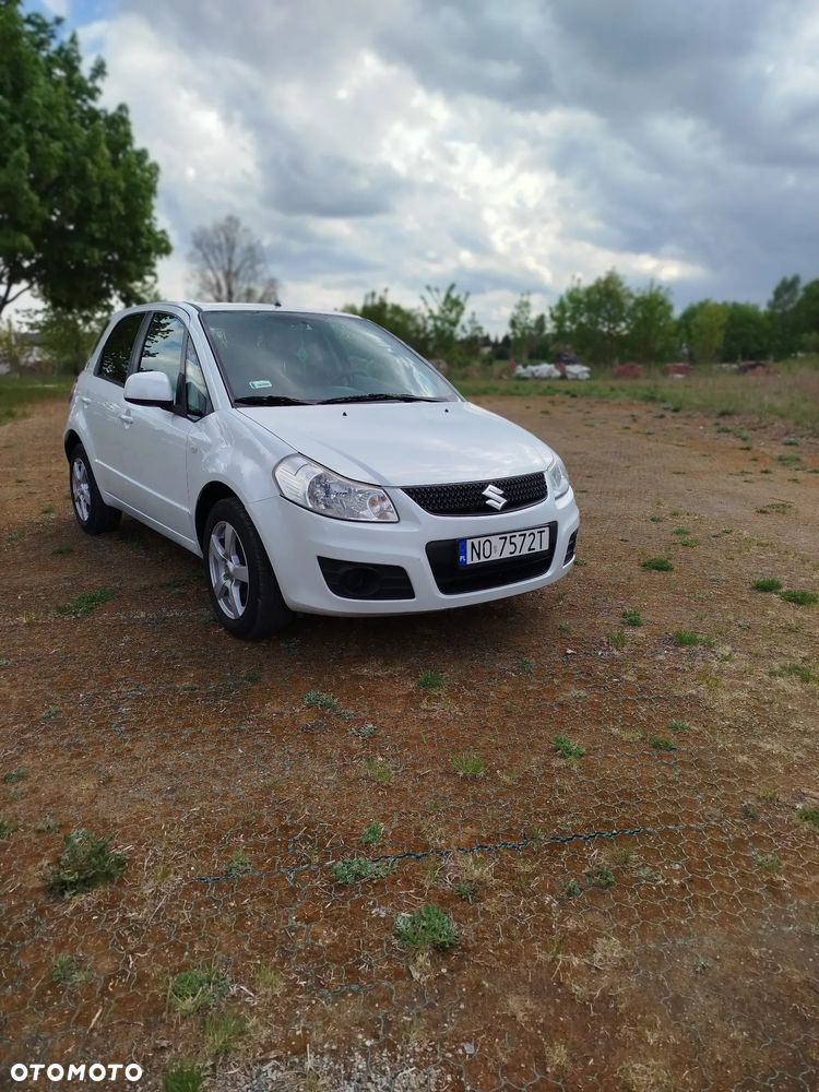 Suzuki SX4 1.6 VVT 4x2 Club - 2