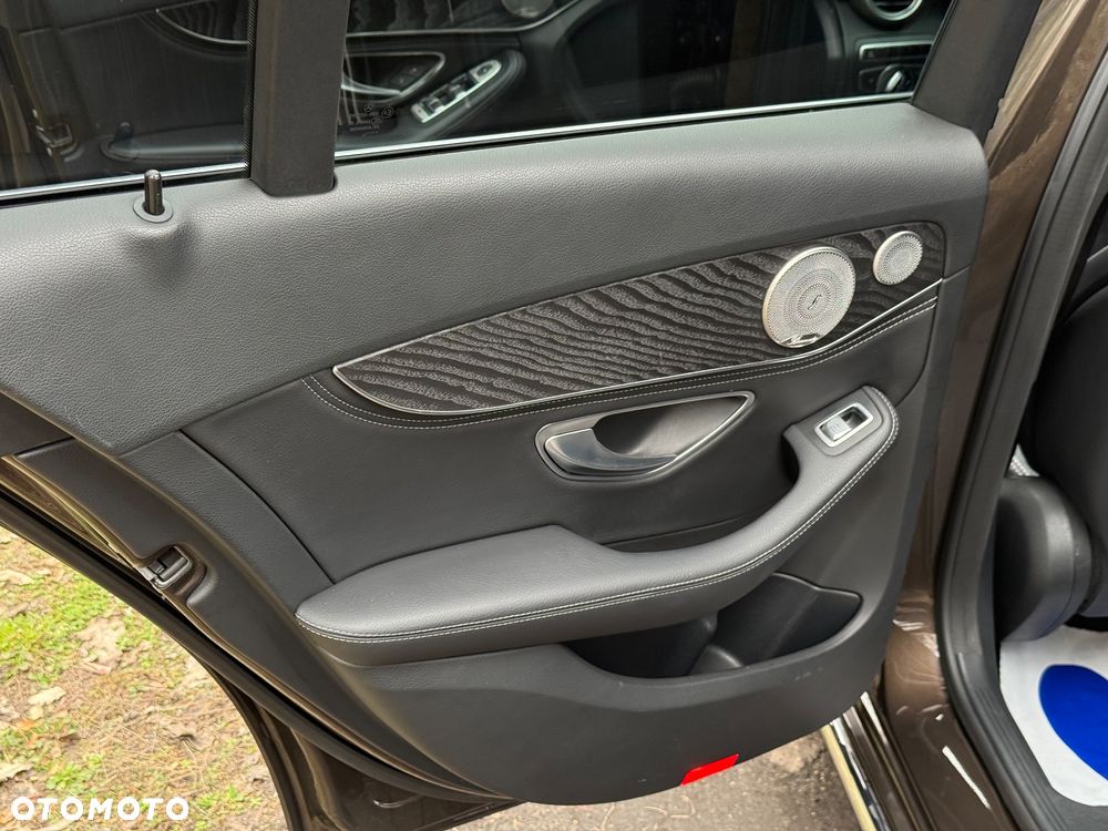 Mercedes-Benz Klasa C 350 e 7G-TRONIC AMG Line - 16