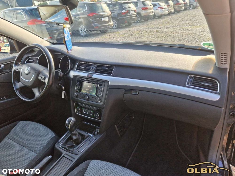 Skoda Superb - 32