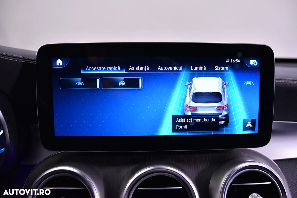 Mercedes-Benz GLC 300 4Matic 9G-TRONIC AMG Line - 19