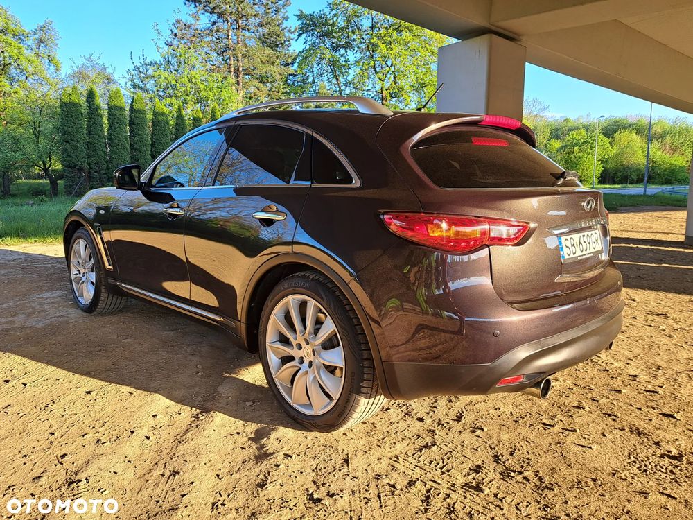 Infiniti FX FX30d S Premium - 3