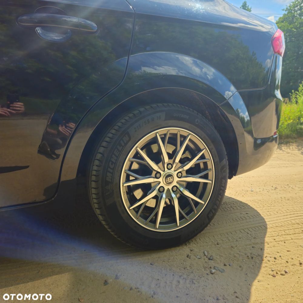 Ford Mondeo 1.6 T Ambiente - 11