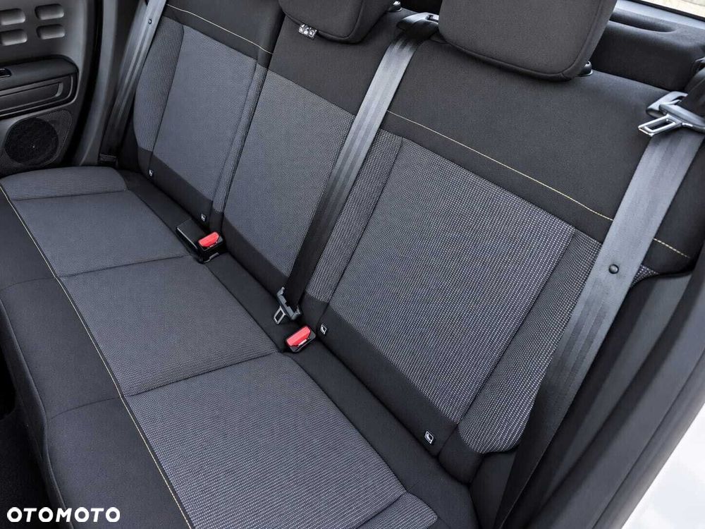 Citroën C3 1.2 PureTech Max EAT6 - 4