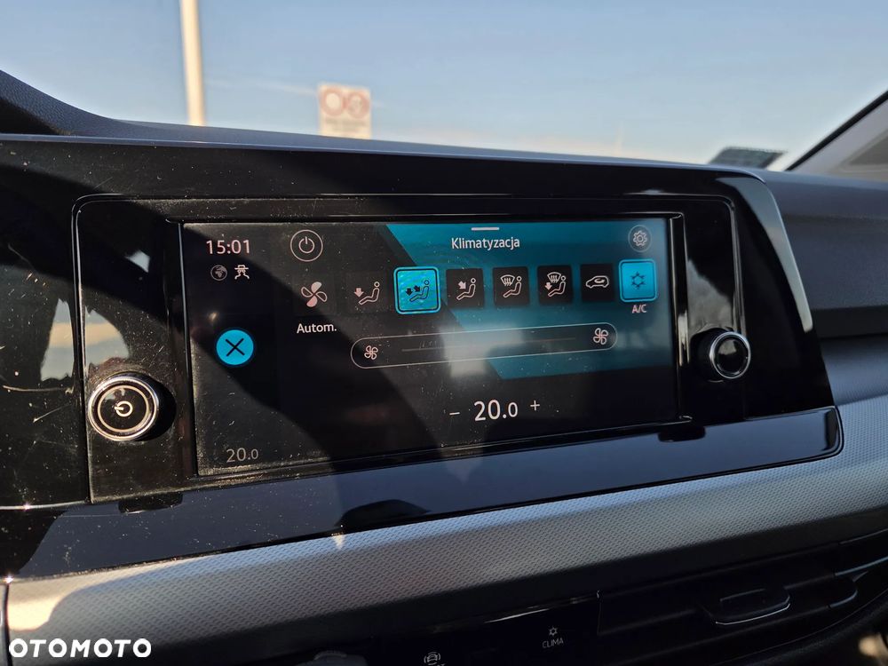 Volkswagen Golf - 25