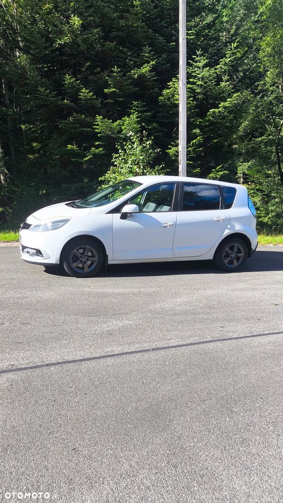 Renault Scenic 1.5 dCi Life - 8